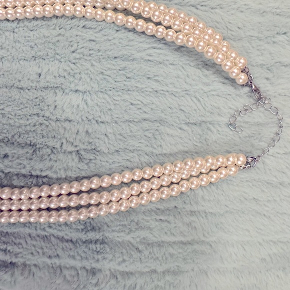 3 Strand Faux Pearl Necklace - Picture 5 of 5